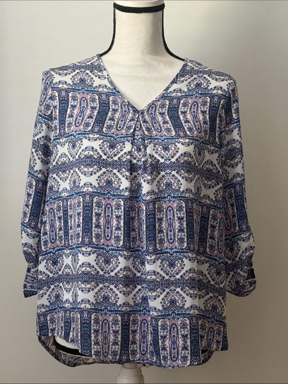 Pink Rose V-Neck Printed Blouse in Blue, Pink and White